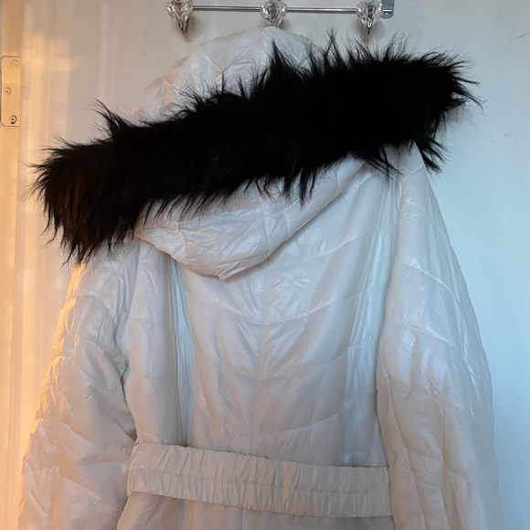 White Quilted Snowsuit with Black Details - Picture 4 of 6